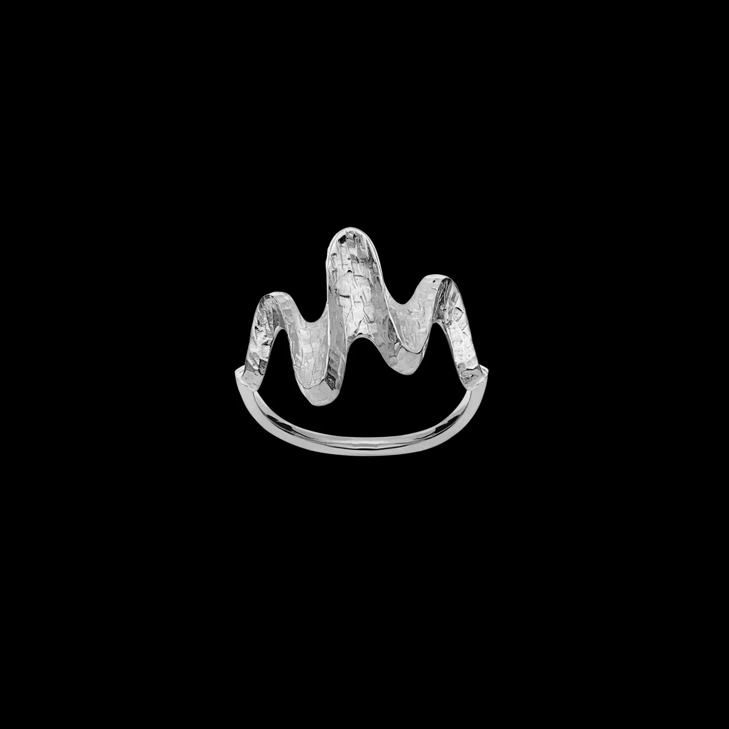 Maanesten Bay Ring Online