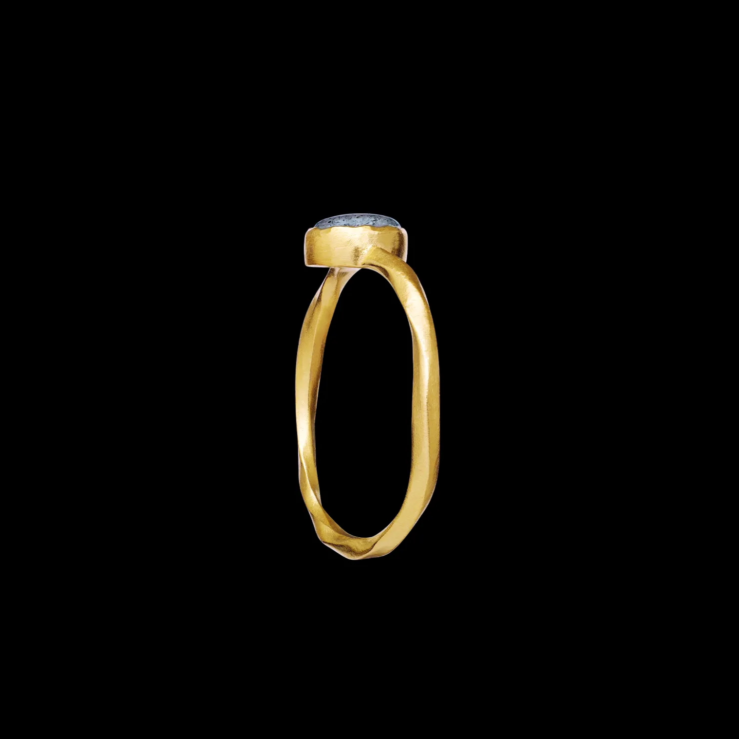 Maanesten Doris Ring Online