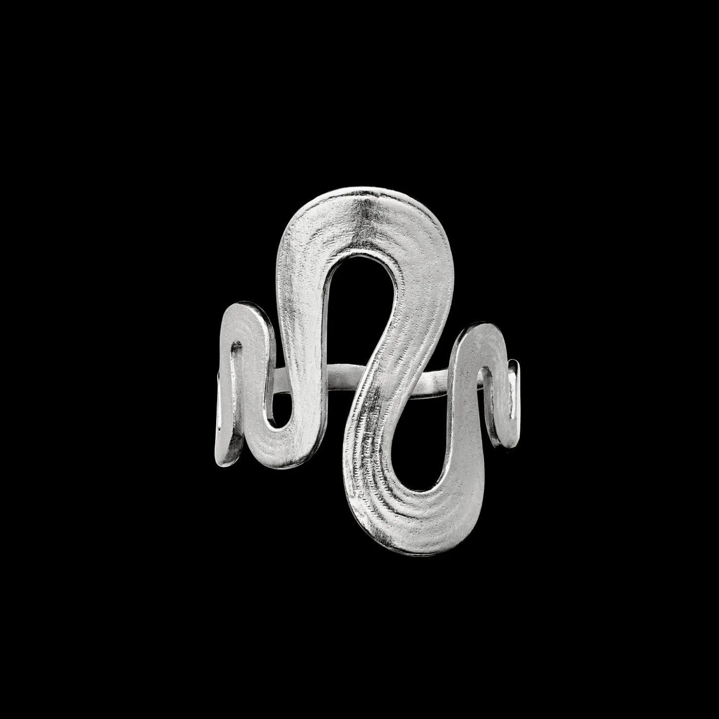 Maanesten Sasja Ring Outlet